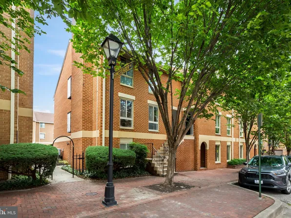 124 W Barre St #R38, Baltimore, MD 21201