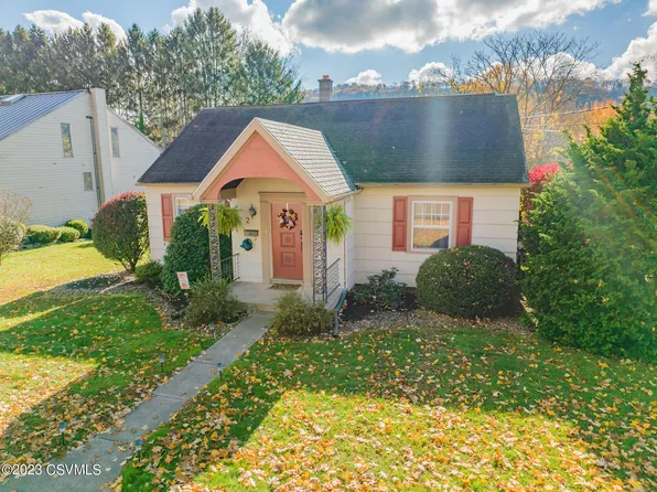 2 E 12th St, Bloomsburg, PA 17815