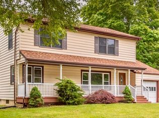 9 Willor Dr, Byram Township, NJ 07821