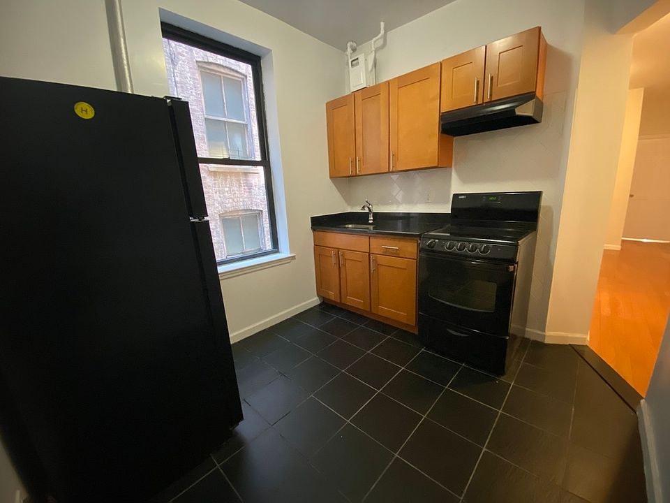 1st image of 41-18 29th St #2C