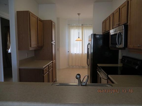 5th image of 3600 Oaks Clubhouse Dr APT 310