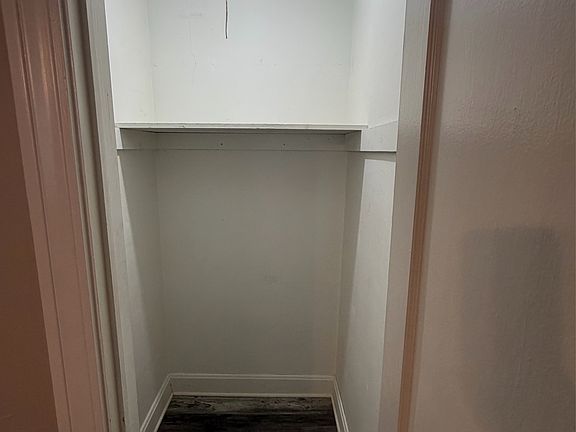 4th image of 1633 Mahoning Ave #7