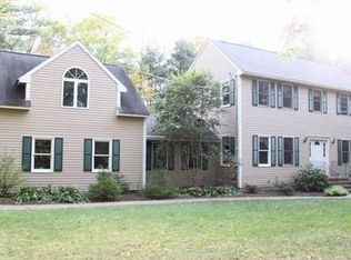 11 Allen Rd, Sturbridge, MA 01566