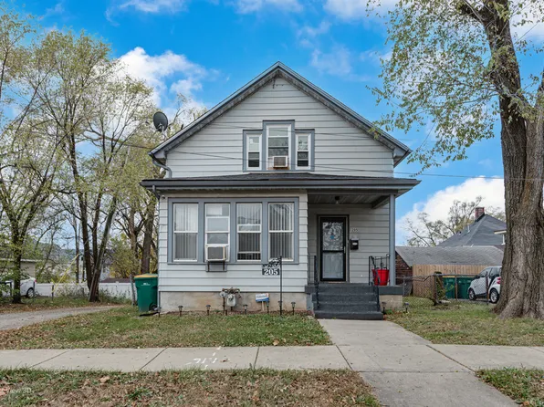 205 Rowell Ave, Joliet, IL 60433