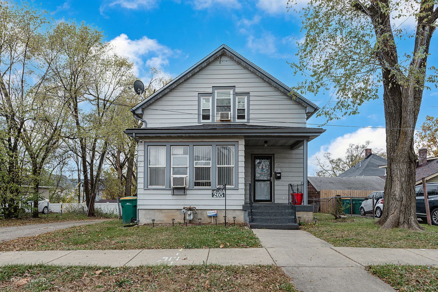 205 Rowell Ave photo 1