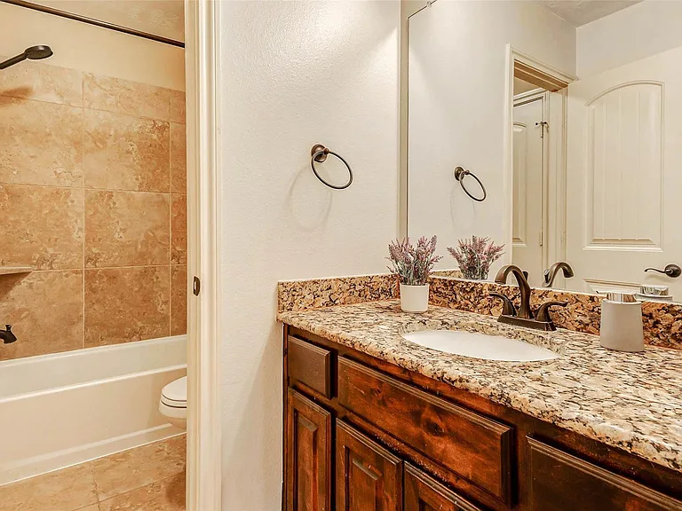 20307 Cortina Valley Dr — Photo 41