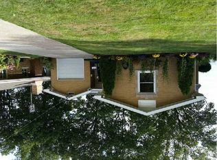 2676 Lakeside Dr, Erie, PA