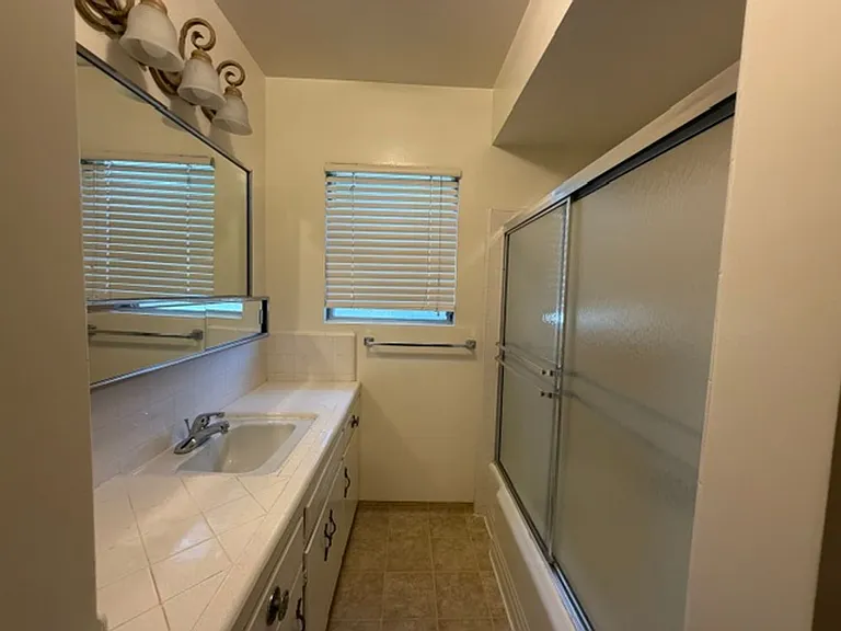461 E Algrove St #3 — Photo 6