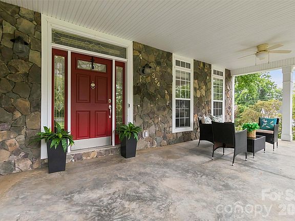 3rd image of 354 Robinson Rd