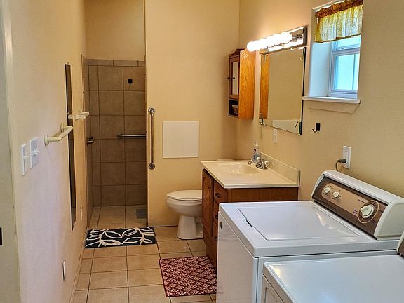 5th image of 25 Cenizo Cir #1
