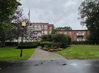 100 Parks St APT 14, Duxbury, MA 02332