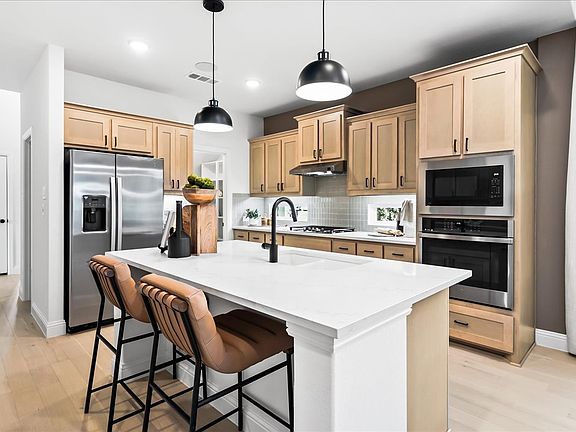 36-4421 Glenn Spring v2-5