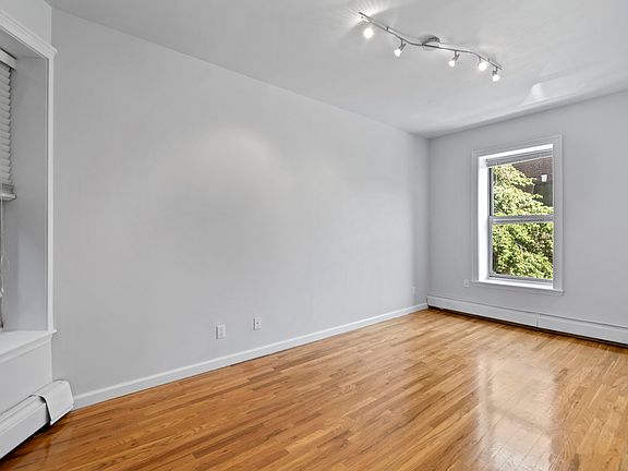 5th image of 368 Convent Ave #2B