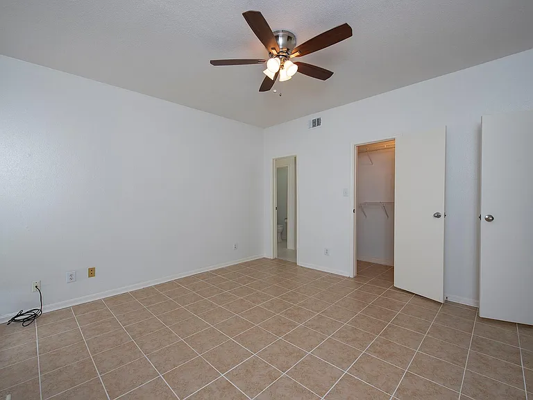 18809 Egret Bay Blvd #127 — Photo 31