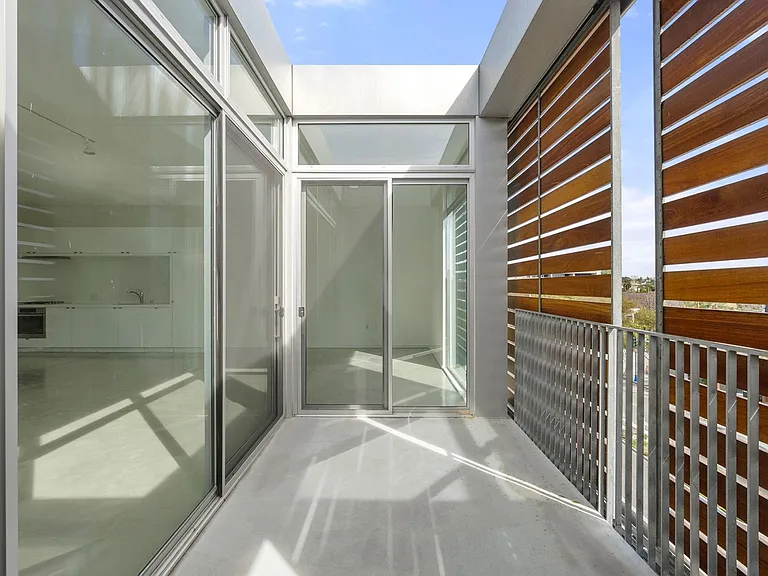901 Hancock Ave — Photo 18