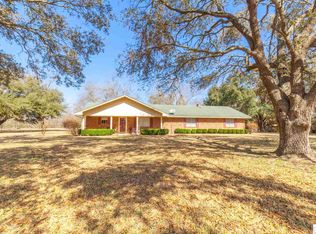42 Todd Chapman Rd, Mangham, LA 71259