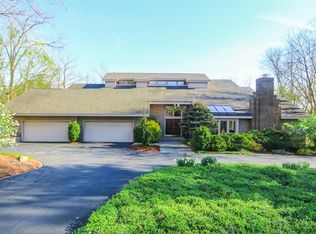 8300 Eagle Ridge Dr, Cincinnati, OH 45243