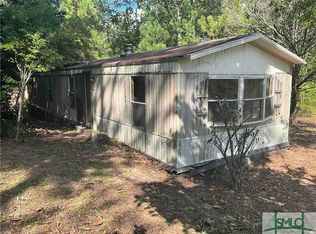 916 Brooks Brewton Rd, Claxton, GA 30417