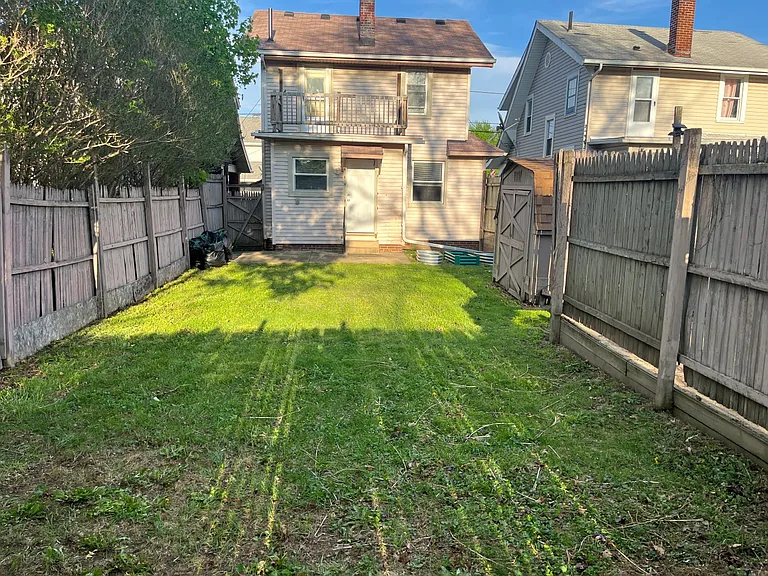 825 Smith Ave NW — Photo 31