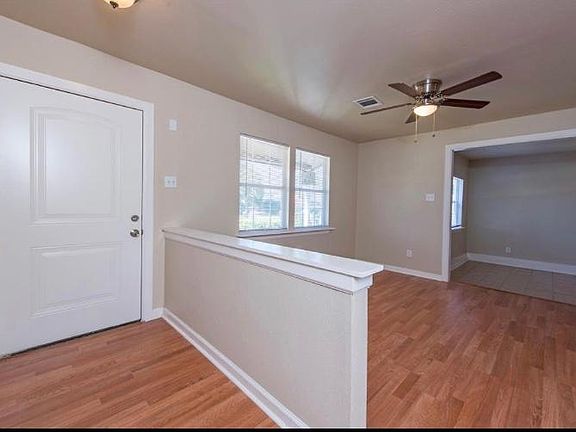 2nd image of 9425 Sierra Dr