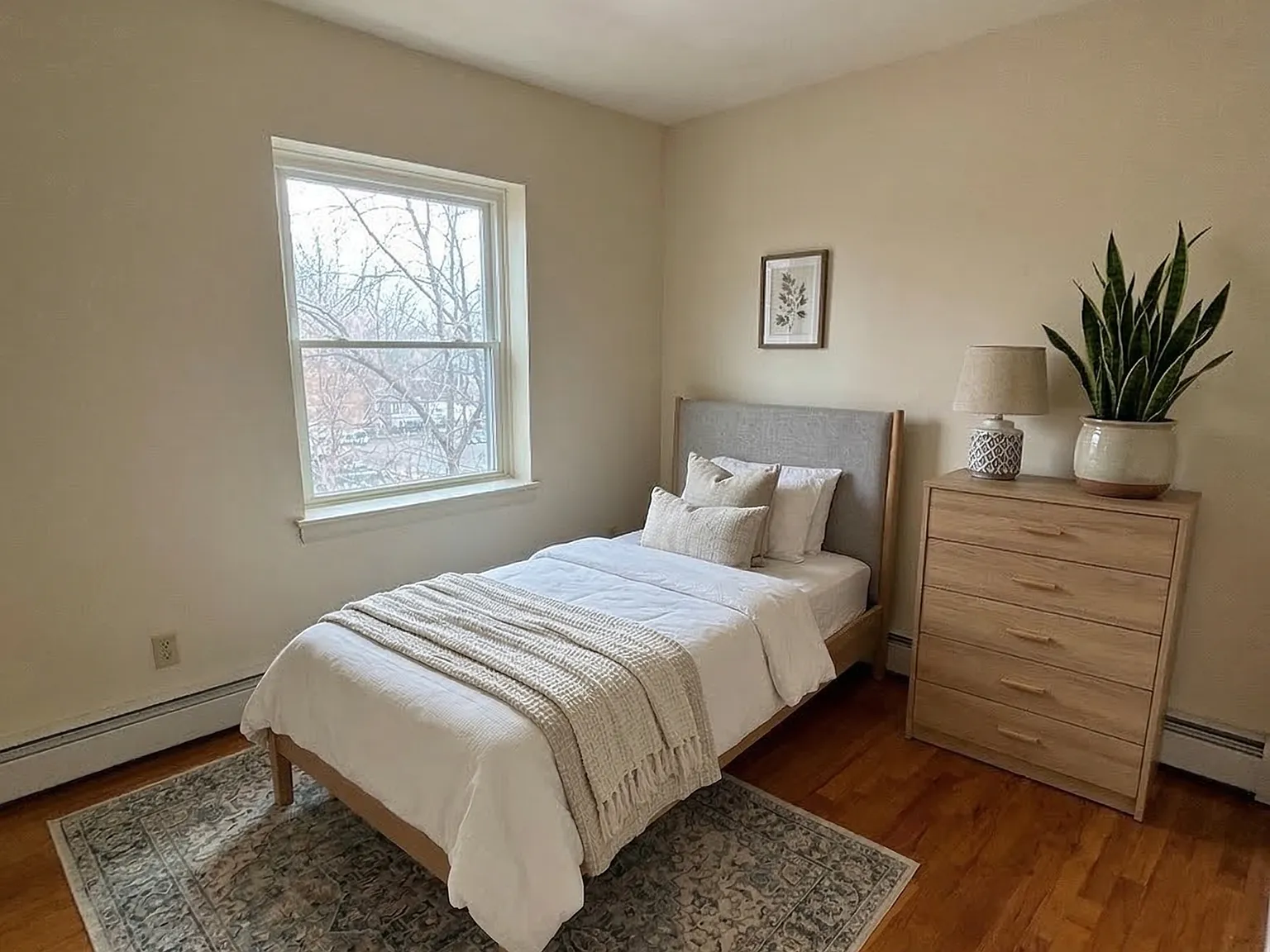 Annawan Street Apartments — Photo 4