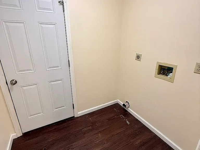 10029 Village Tree Ct — Photo 19