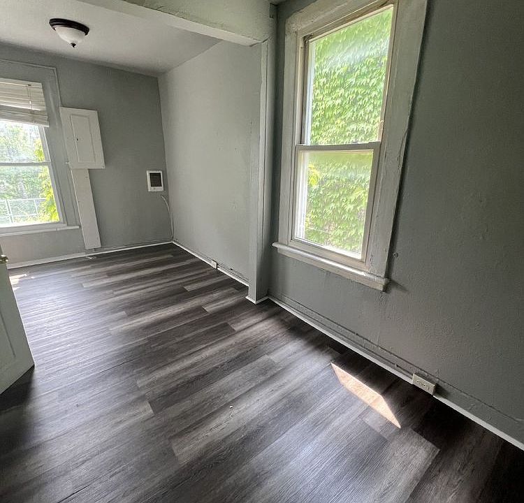 1st image of 1902 7th Ave #0