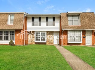 7560 Mount Hood Dr, Dayton, OH 45424