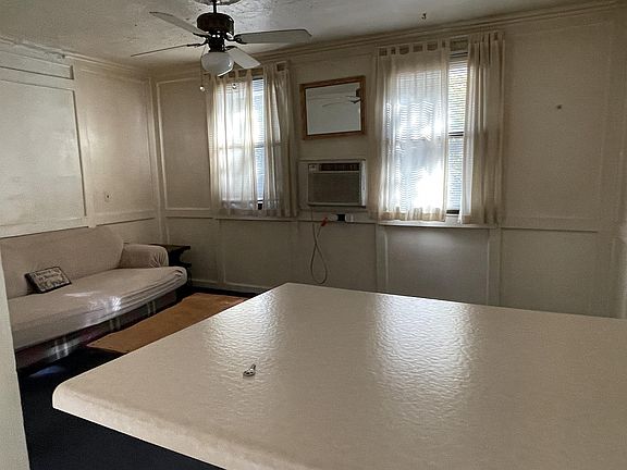 4th image of 2510B Perrin Rd