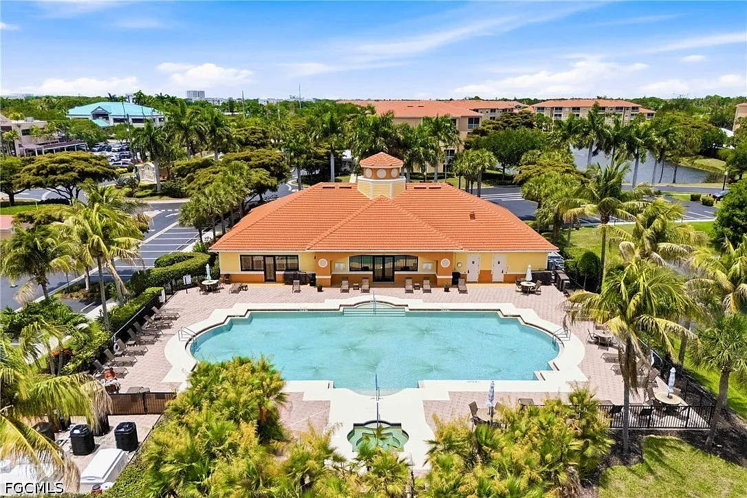 2 bed, 2.0 bath, 1410 sqft, $1,750 — Photo 3