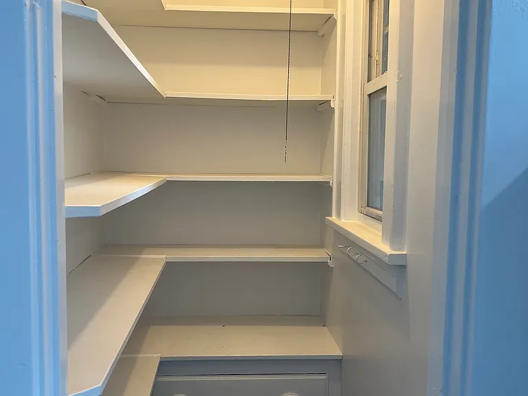 24 Circular Ave #3B — Photo 11