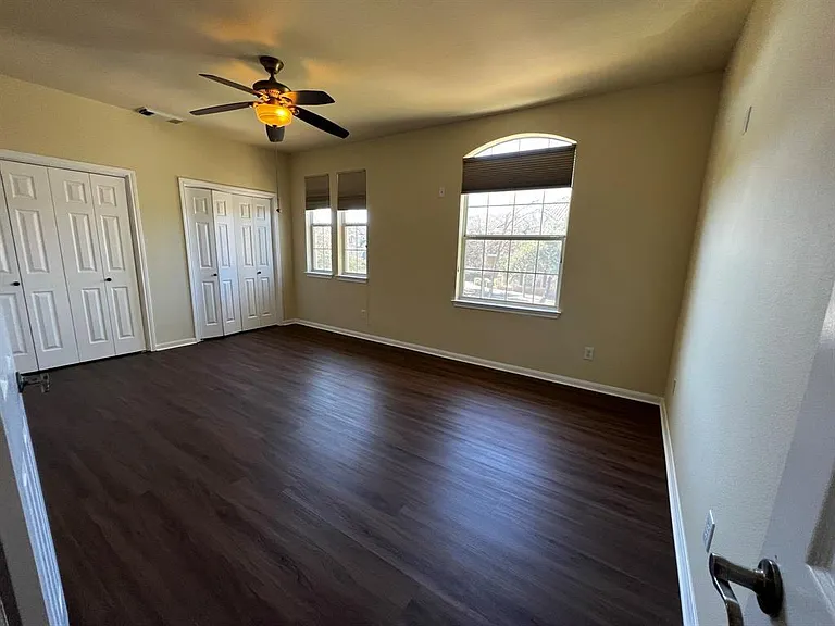 15224 Interlachen Dr — Photo 16