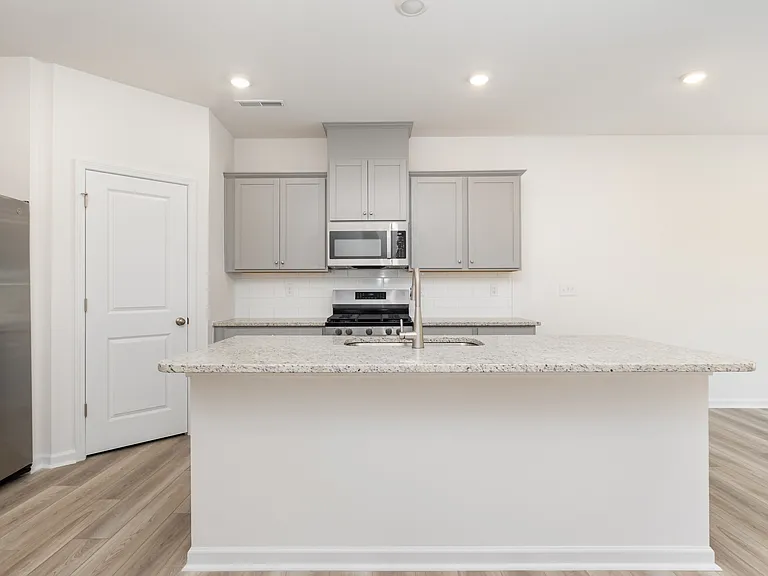 3234 Lilac Grove Dr — Photo 14