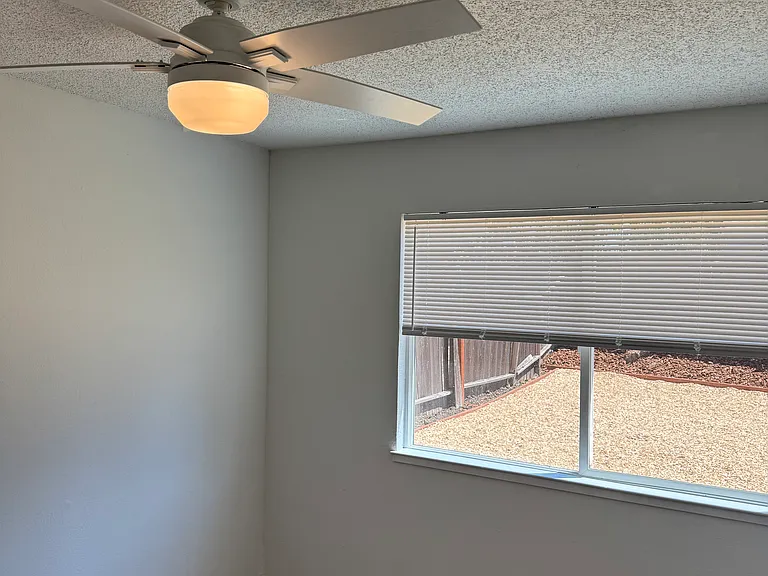 22 Merrimac Pl — Photo 18