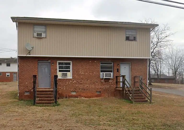 1003 Stanton Pl #A — Photo 1