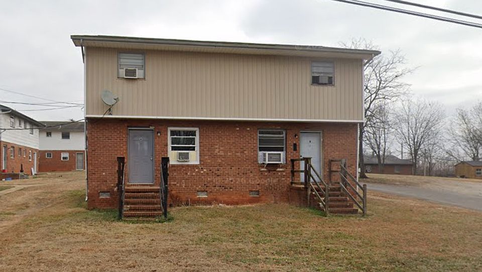 1st image of 1003 Stanton Pl APT A