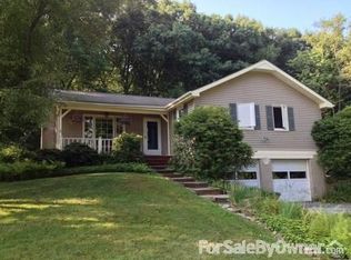 12 Deerpath Rd, Califon, NJ 07830