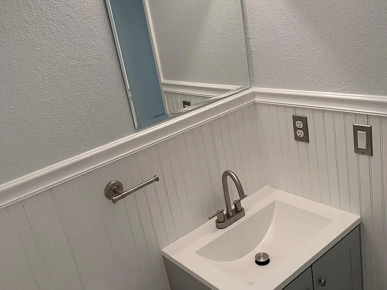 387 Creekview Dr — Photo 12