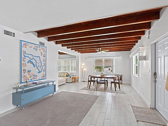 4th image of 1910 Pennsylvania Drive