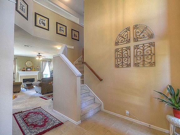2nd image of 10501 Jaybird Dr