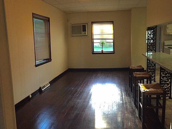 5th image of 512 Montgall Ave