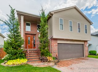 1280 Chattanooga Trl, Carol Stream, IL 60188