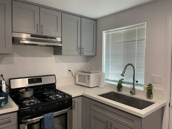 8731 1/2 Colbath Ave, Panorama City, CA 91402