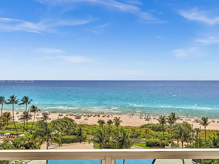 5161 Collins Ave #1017 — Photo 4