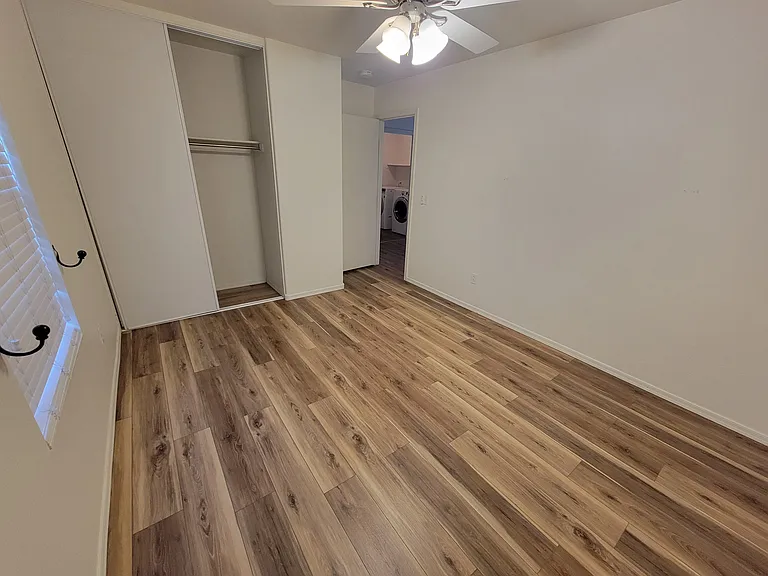 1289 E Clifton Ave — Photo 20