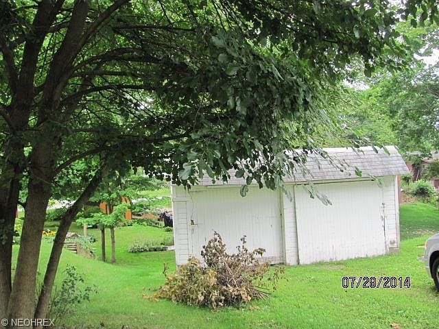 2nd image of 212 N Academy St #214