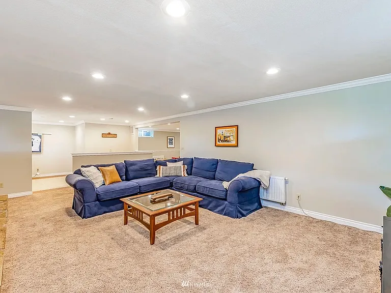 233 SW 189th Pl — Photo 19