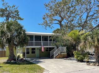 5460 Oak Ridge Ave, Fort Myers Beach, FL 33931