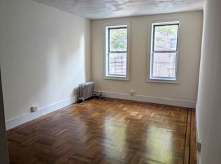 4254 Carpenter Ave #B4, Bronx, NY 10466