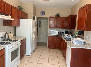 16015 Leigh Canyon Dr, Friendswood, TX 77546